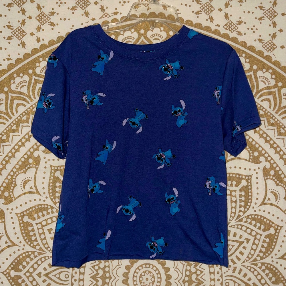 JUNIORS ADORABLE STITCH TOP BY “DISNEY”, SUPER COMFY & LIGHTWEIGHT…SIZE XS